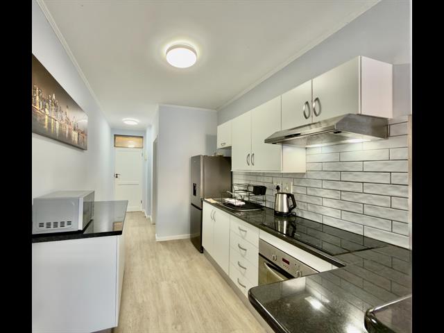 1 Bedroom Apartment to let in Century City