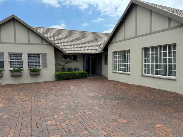 3 Bedroom House for sale in Eden Glen