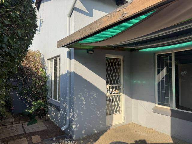 2 Bedroom Simplex to let in Eden Glen