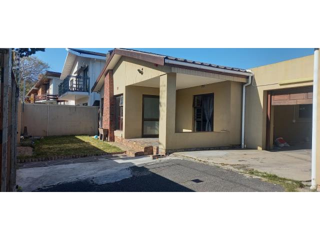 3 Bedroom House for sale in Glenhaven