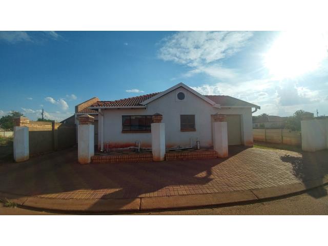 3 Bedroom House for sale in The Orchards