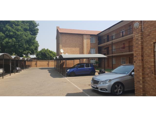 2 Bedroom House for sale in Pretoria North