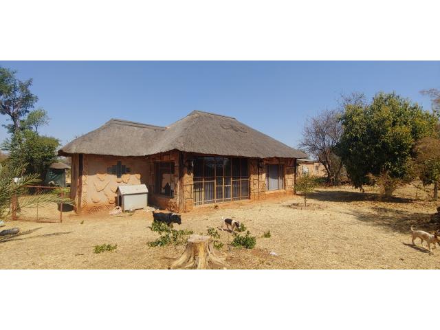 0.86  ha  for sale in Hartebeeshoek