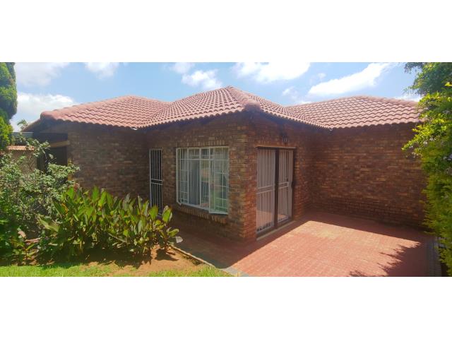 3 Bedroom House for sale in The Orchards