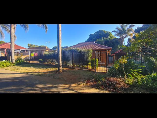 2 Bedroom House for sale in Theresapark