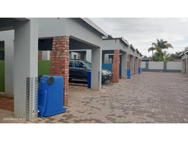 2 Bedroom Duplex for sale in Pretoria North