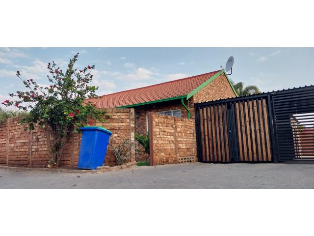 2 Bedroom Townhouse for sale in The Orchards