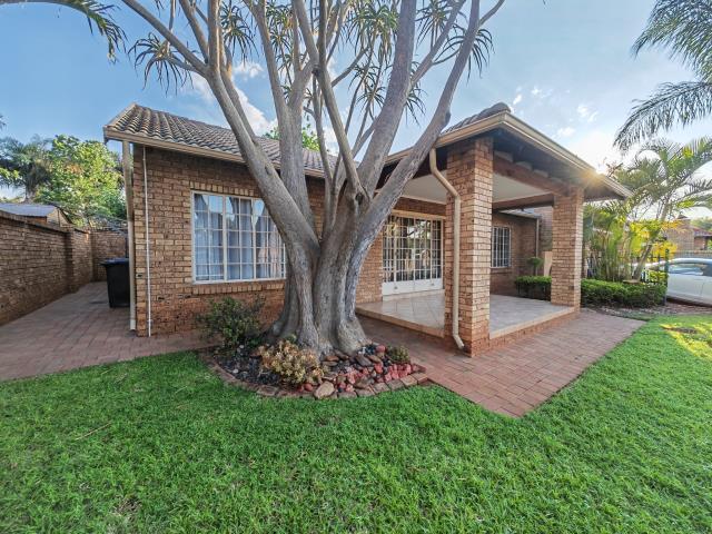 3 Bedroom House for sale in Theresapark