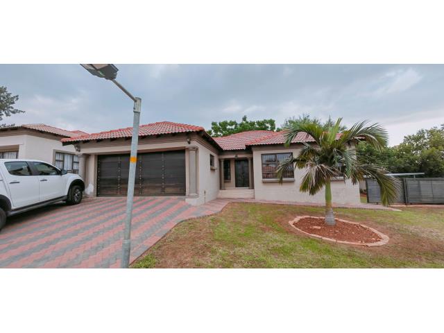 3 Bedroom House for sale in Amandasig
