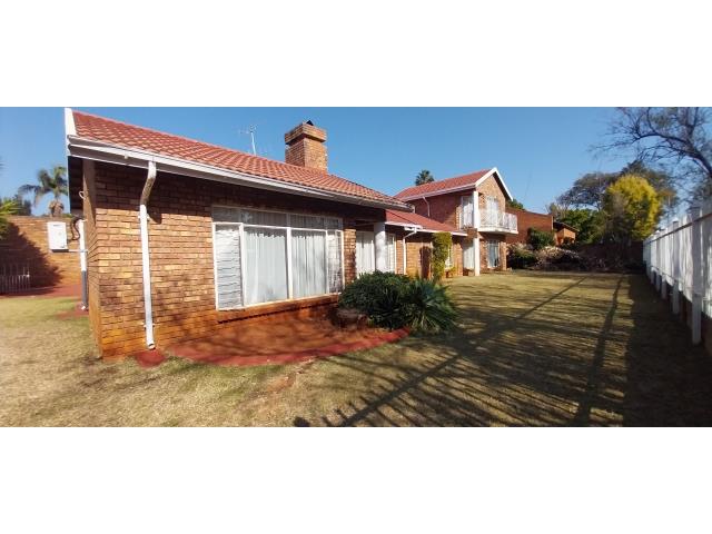 4 Bedroom House for sale in The Orchards
