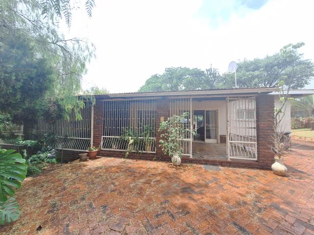5 Bedroom House for sale in Pretoria North