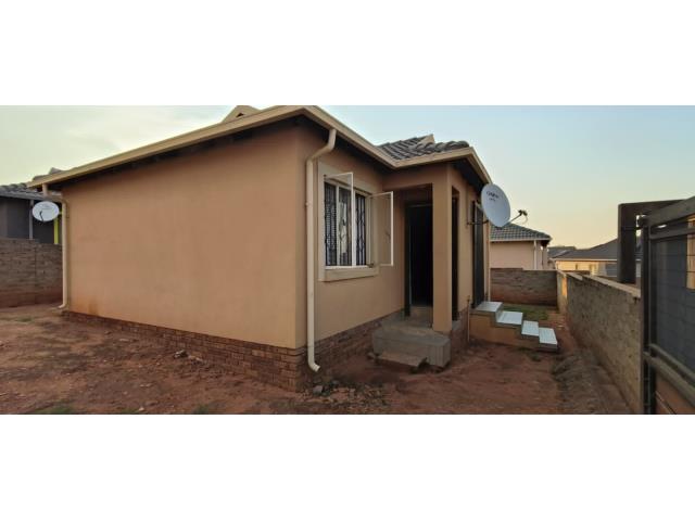3 Bedroom House for sale in Amandasig