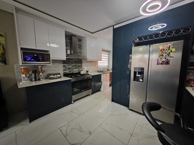 3 Bedroom House for sale in Amandasig