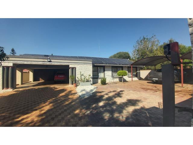 4 Bedroom House for sale in The Orchards