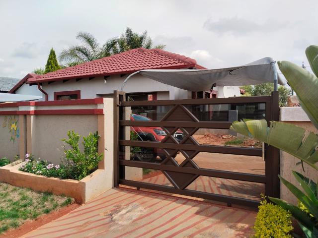 2 Bedroom House for sale in The Orchards