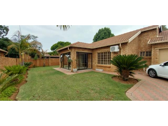 3 Bedroom House for sale in Theresapark