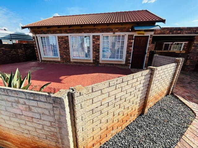 3 Bedroom House for sale in The Orchards