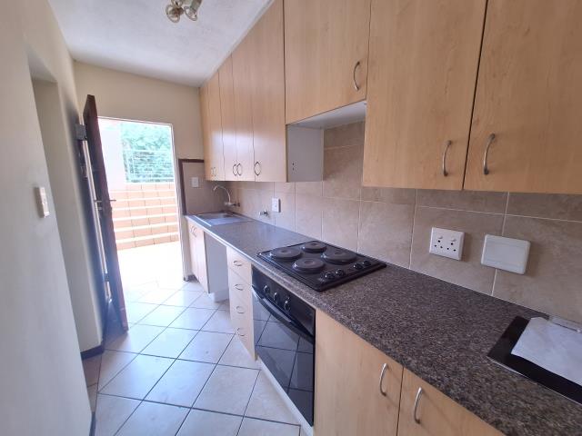 Bachelor apartment for sale in The Orchards