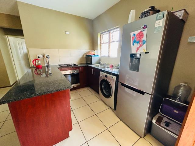 2 Bedroom House for sale in Hesteapark