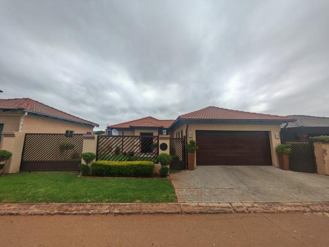 3 Bedroom House for sale in The Orchards