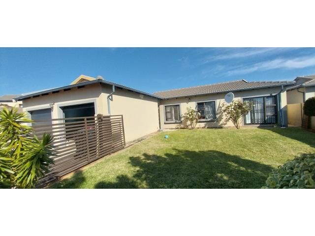 3 Bedroom House for sale in Amandasig