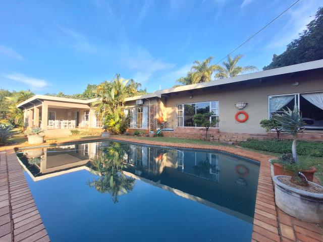 5 Bedroom House for sale in Florauna