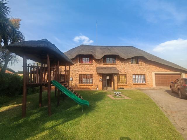 3 Bedroom House for sale in Clarina