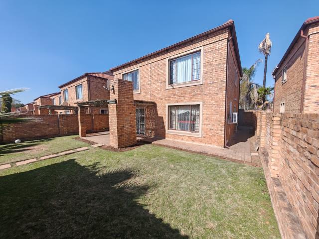 3 Bedroom House for sale in Theresapark