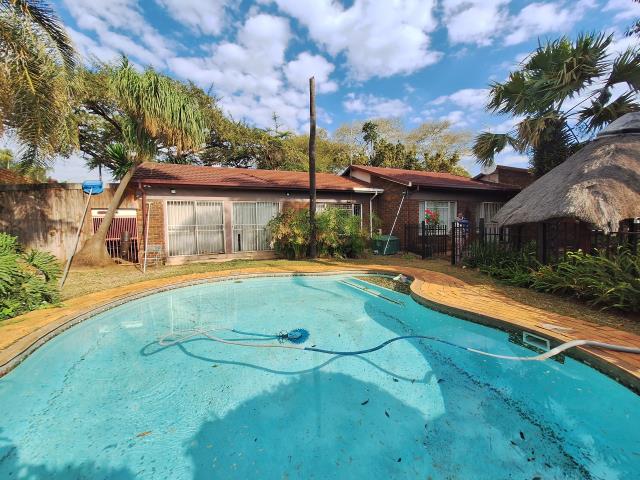 3 Bedroom House for sale in Theresapark