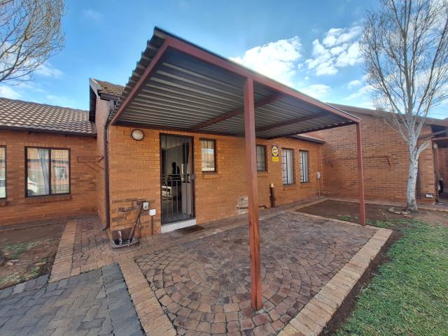 3 Bedroom Townhouse for sale in The Orchards