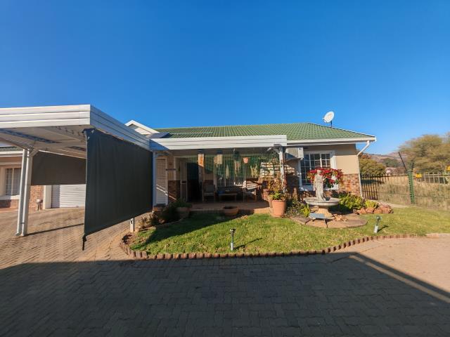 2 Bedroom House for sale in Ninapark