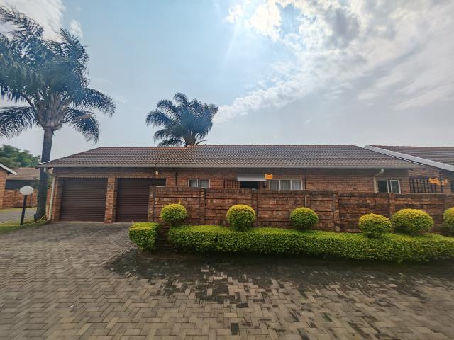 2 Bedroom Simplex for sale in Ninapark