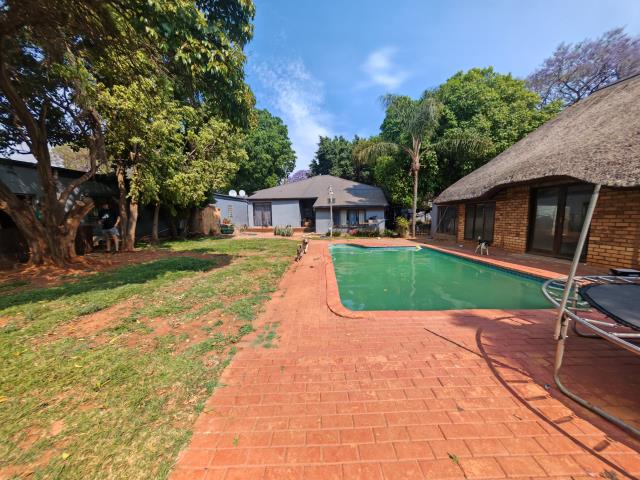 15 Bedroom House for sale in Pretoria North
