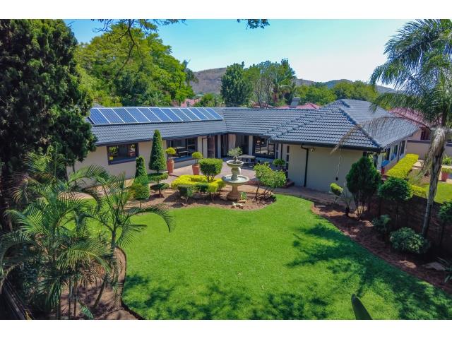 5 Bedroom House for sale in Ninapark