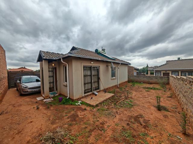 3 Bedroom House for sale in Amandasig