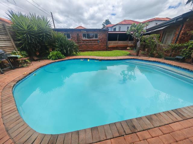 4 Bedroom House for sale in The Orchards