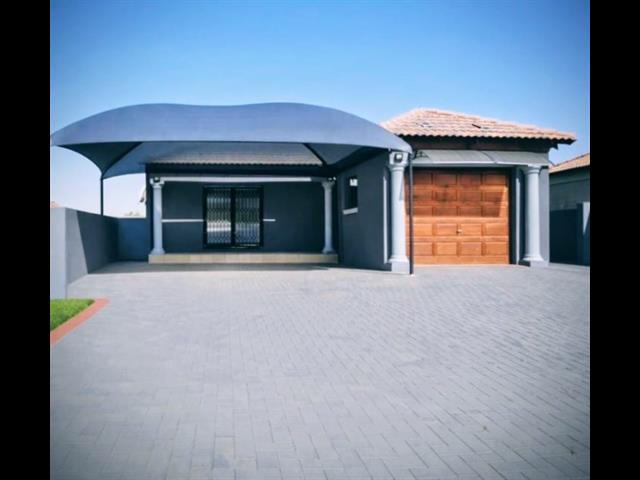 3 Bedroom House for sale in Amandasig