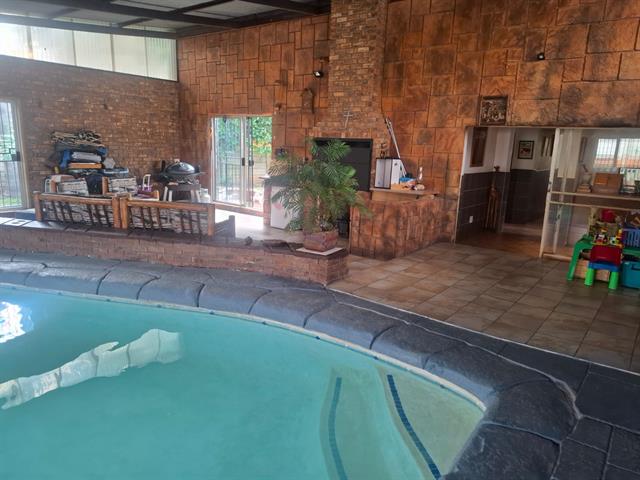 4 Bedroom House for sale in Tileba