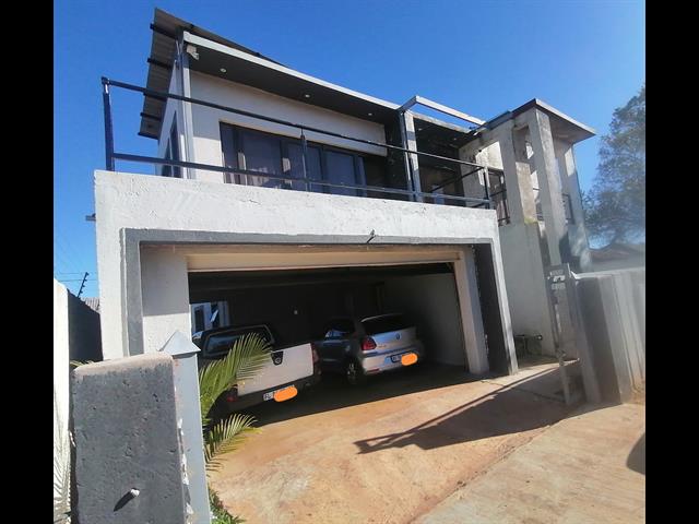 4 Bedroom House for sale in The Orchards