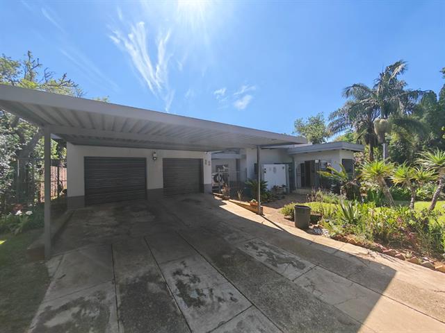 4 Bedroom House for sale in Ninapark