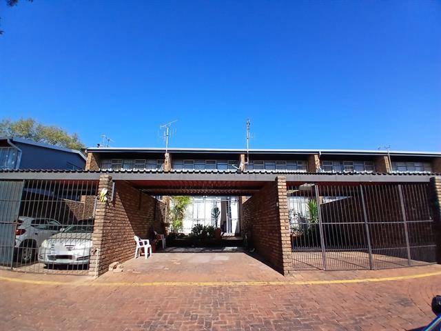 2 Bedroom Duplex for sale in Lyttelton Manor