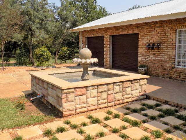 4  ha Smallholding for sale in Rustenburg Rural