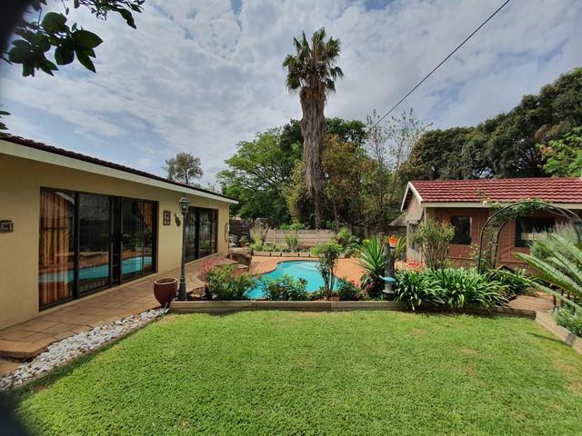 5 Bedroom House for sale in Cashan