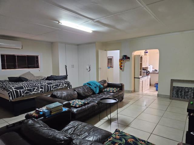 4 Bedroom House for sale in Protea Park