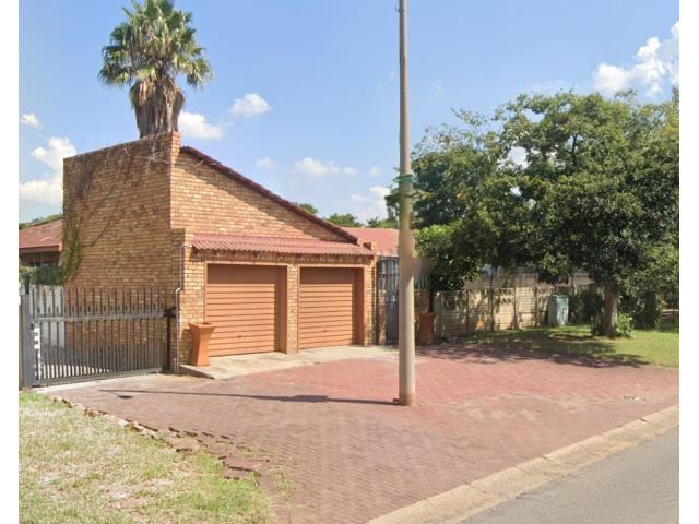 3 Bedroom House for sale in Bo-dorp