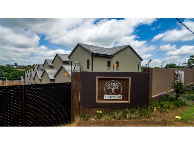 3 Bedroom House for sale in Ferndale