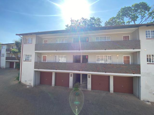 2 Bedroom Apartment for sale in Bergbron