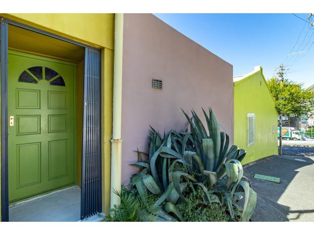 Studio apartment to let in Bo Kaap