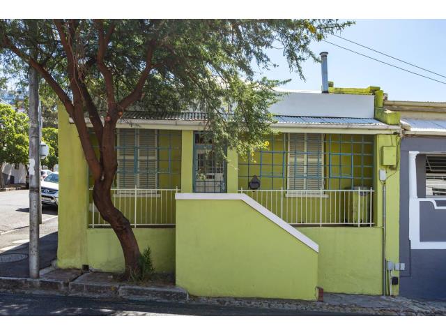 2 Bedroom Apartment to let in Bo Kaap