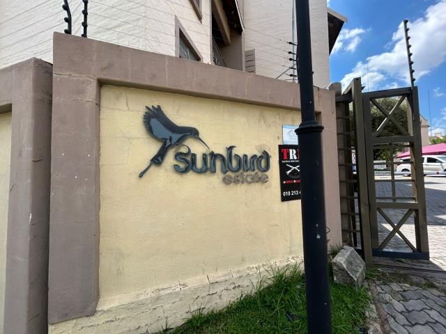 3 Bedroom Apartment to let in North Riding AH